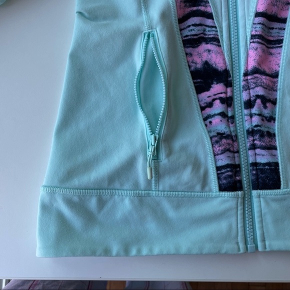 ❤️ Ivivva by Lululemon Perfect Your Practice Jacket in Light Blue M10 - Picture 6 of 8